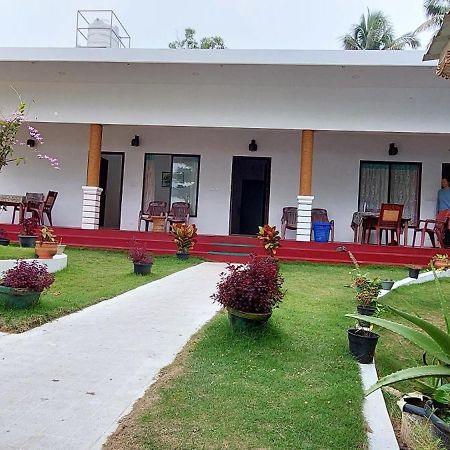Marari Phoenix Beach Homestay Марарикулам Экстерьер фото