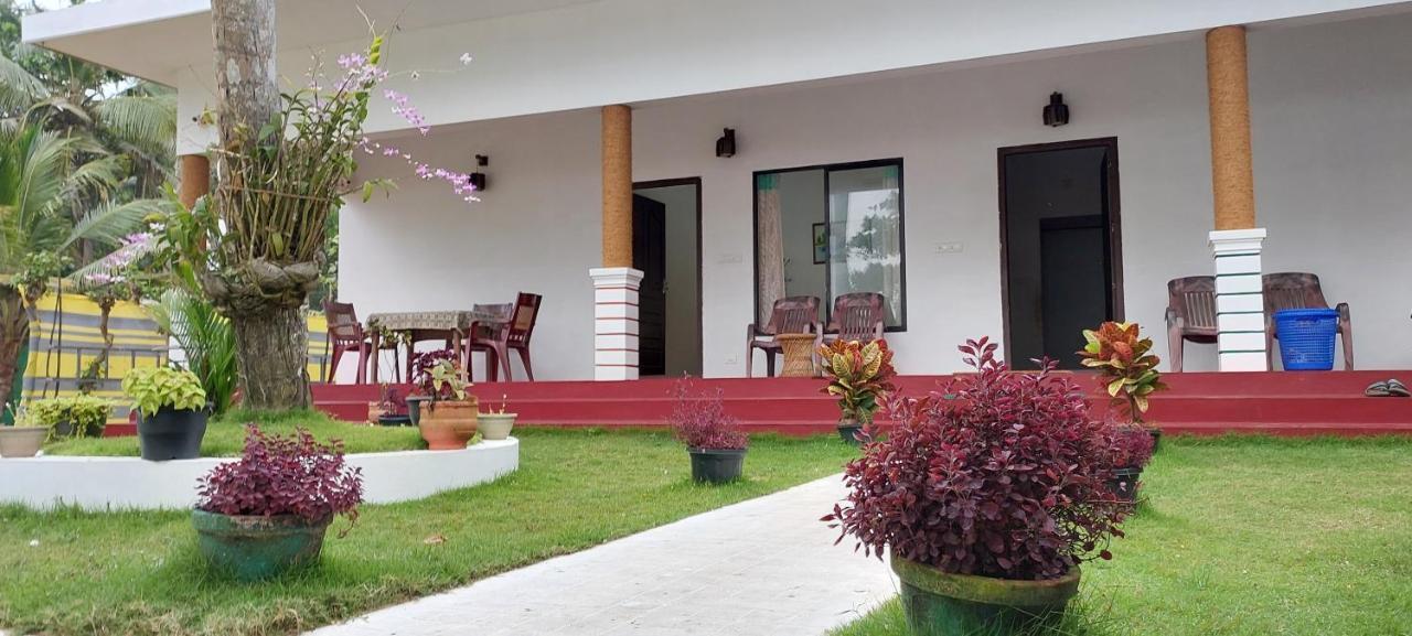 Marari Phoenix Beach Homestay Марарикулам Экстерьер фото