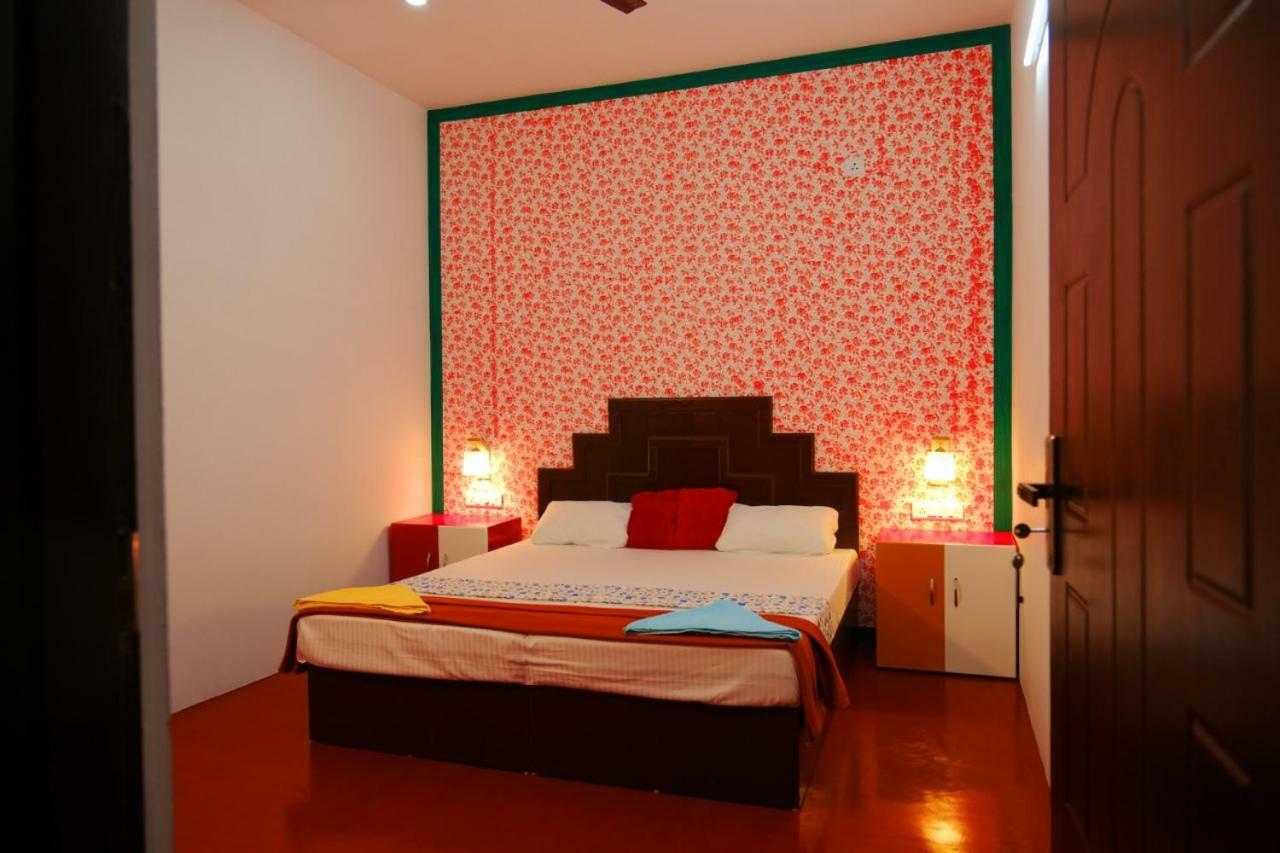 Marari Phoenix Beach Homestay Марарикулам Экстерьер фото